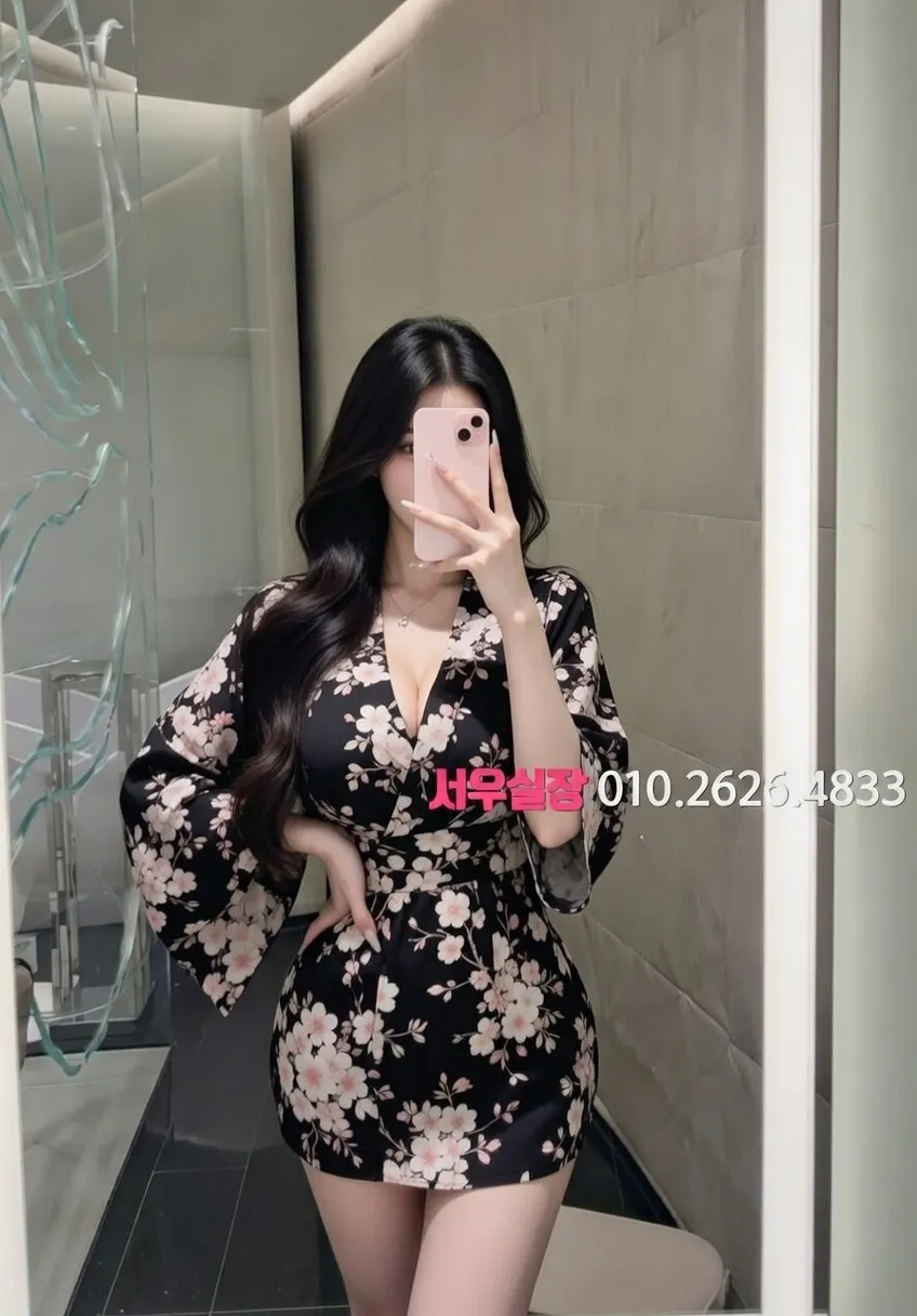 광장코아 쓰리노 프리미엄 라인업 2번 프로필